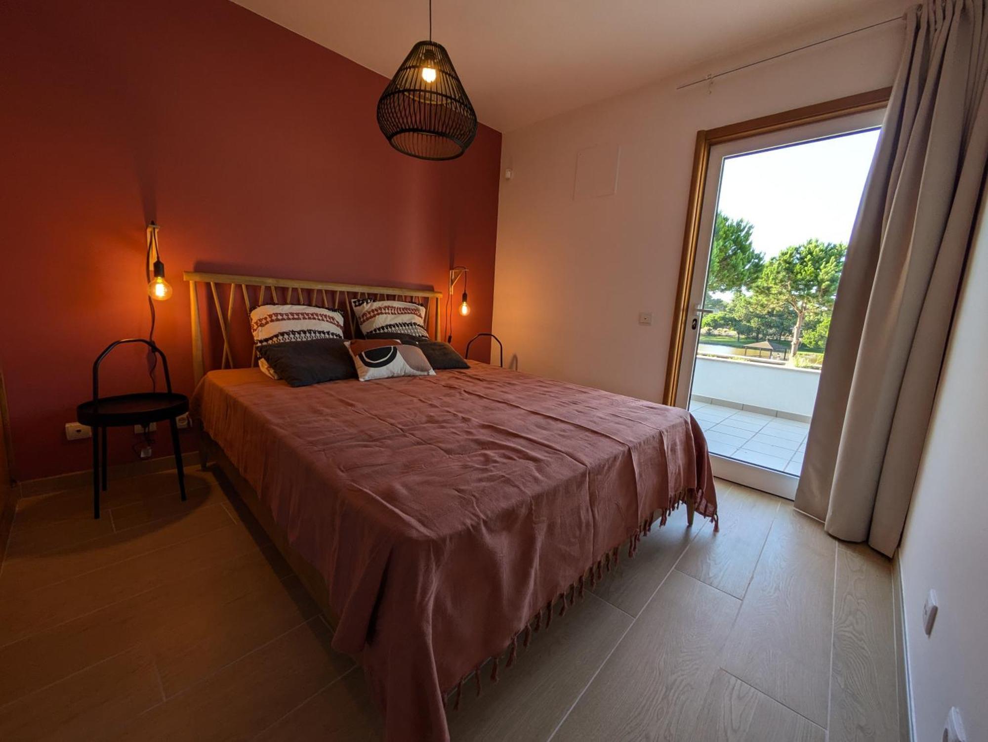 Private Lake Condo Apartment - Troia Exteriér fotografie